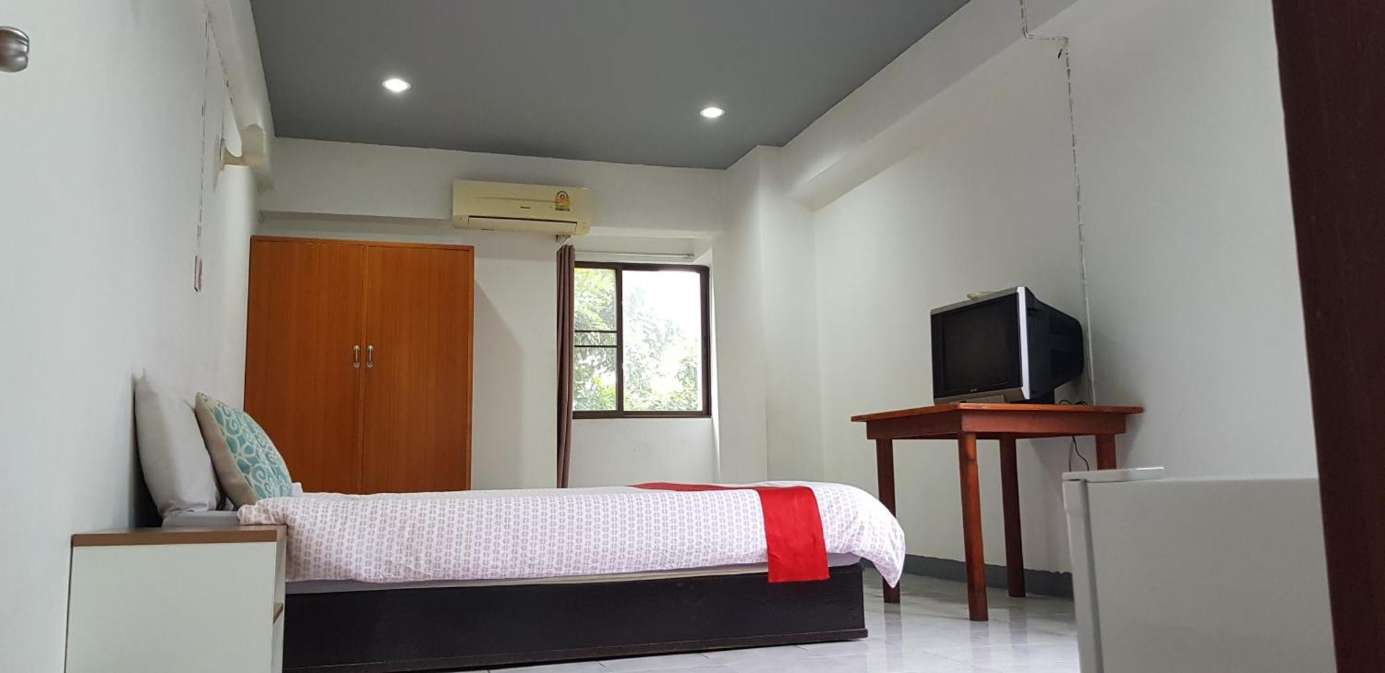 โรงแรมวินบางนา Win Bangna Hotel Bangkok Pokój zdjęcie